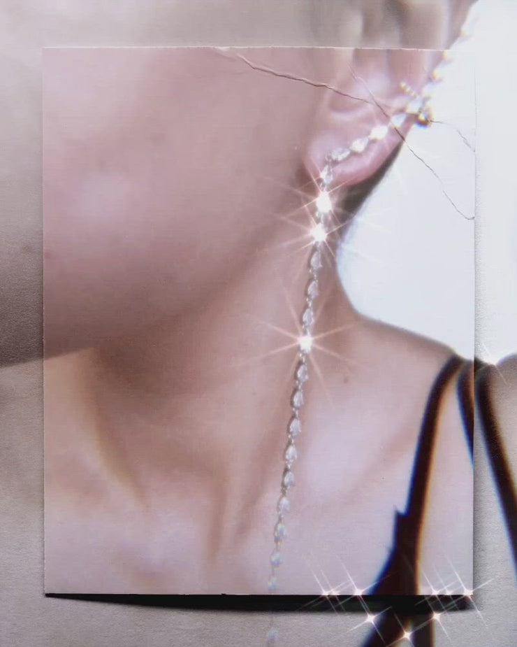 Empress Eugenia Earrings  <asymmetrical>