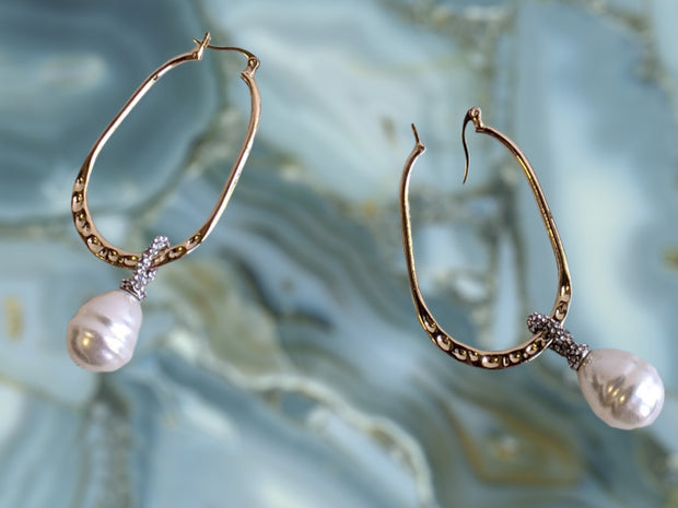 Antique Gold Earrings With Pearls
