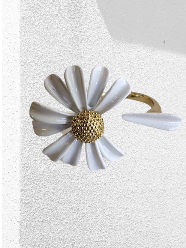 Daisy Ring