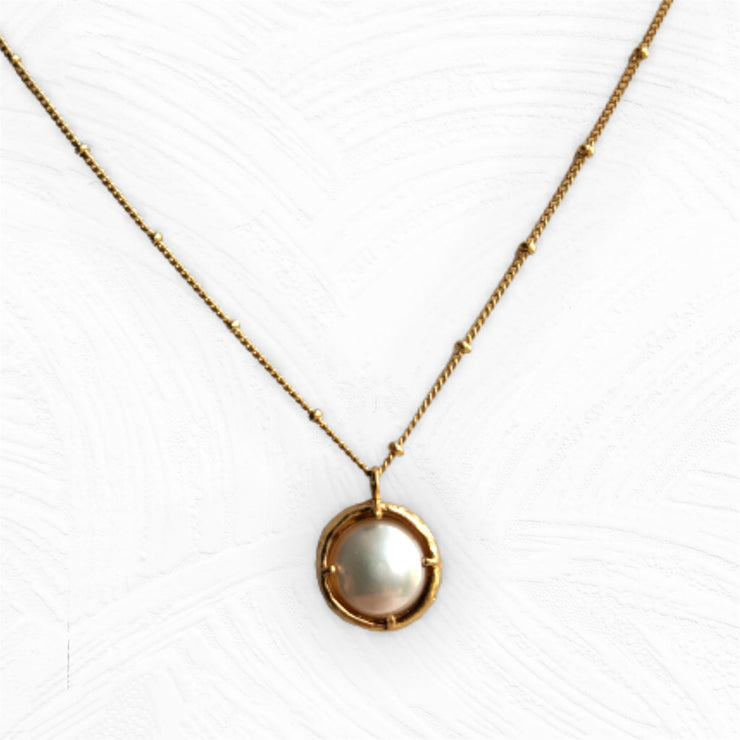PRE-ORDER Gold Baroque Pearl Pendant Necklace